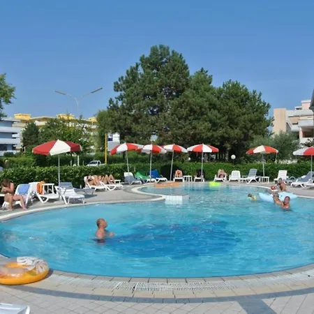 Appartement Recently Built With Shared Pool-bibione *